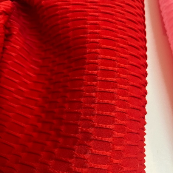 Butt enhancing leggings 2 pair! - Picture 5 of 6